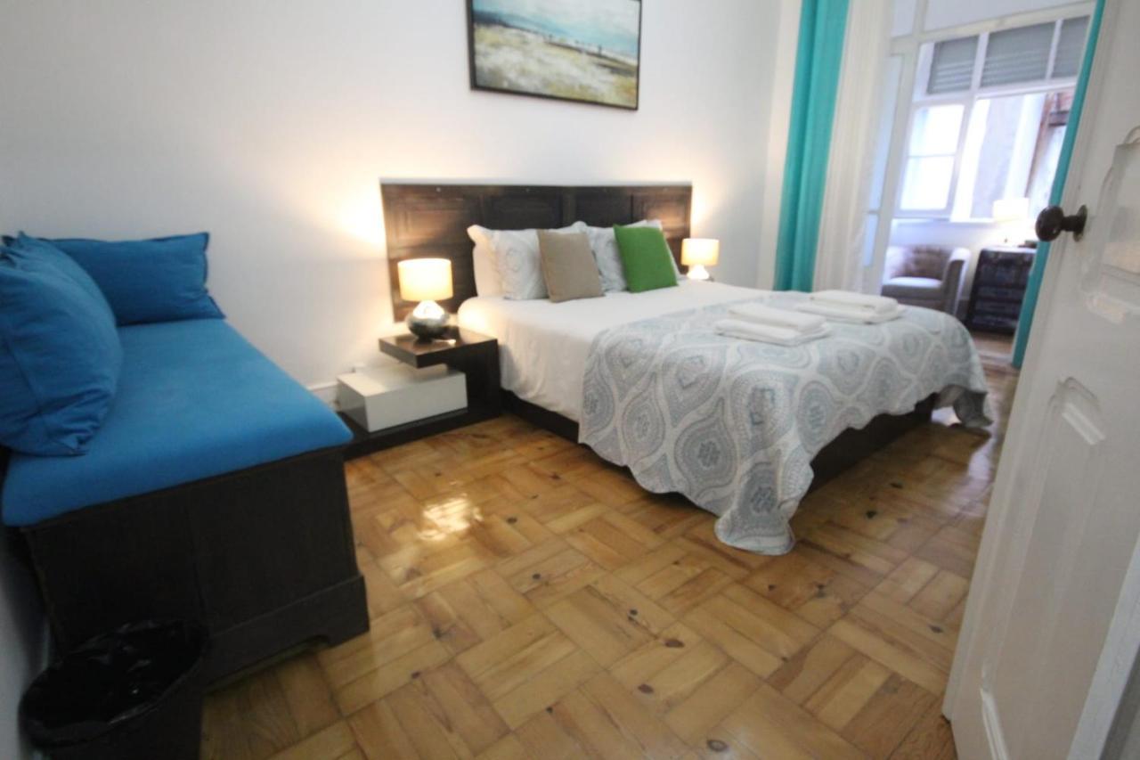 Ocean M1 R4 - Large Double Room With Shared Bathroom In City Center Lisboa Exterior foto