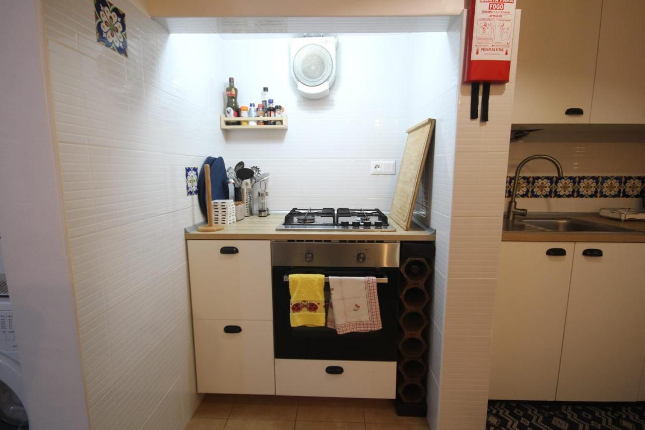 Ocean M1 R4 - Large Double Room With Shared Bathroom In City Center Lisboa Exterior foto